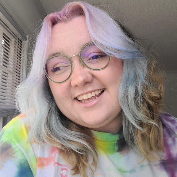 queerlybee